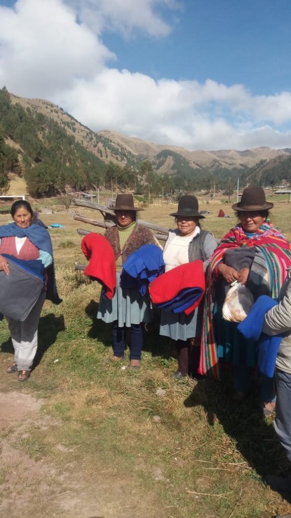 Ladies in Huillcapata